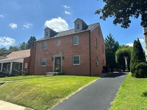 Building Photo - 1315 Handley Ave