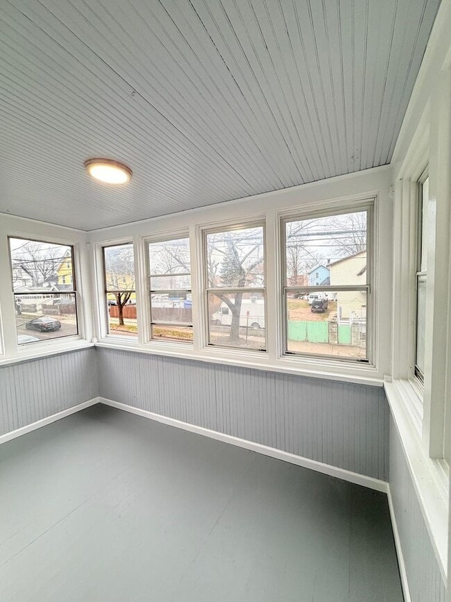 Building Photo - 39 Farren Ave