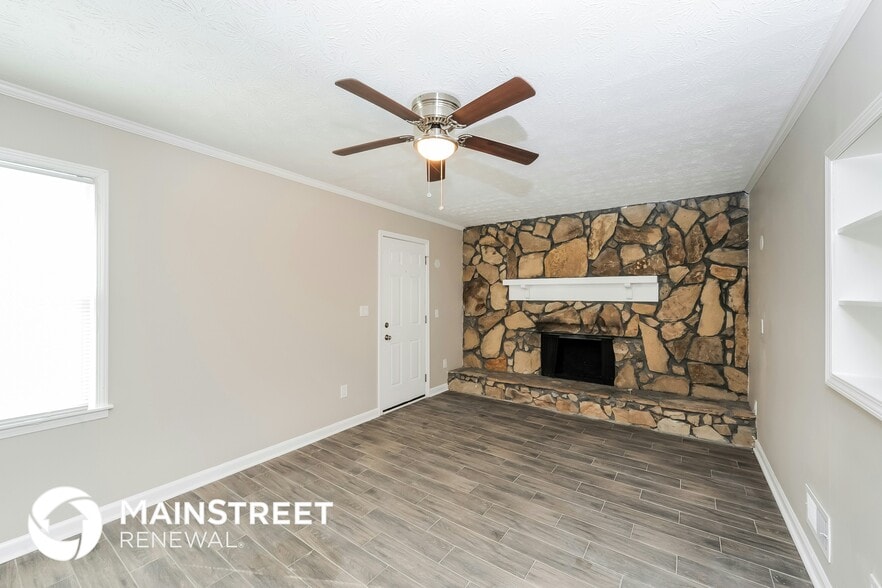 Building Photo - 4702 Lucerne Valley Rd SW