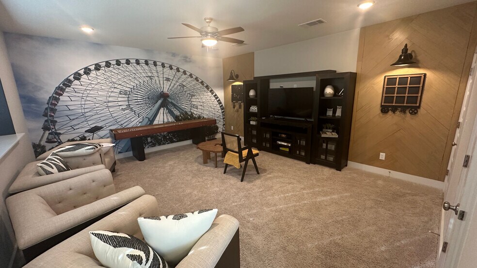 Building Photo - Room in House on Craven Hill Ln