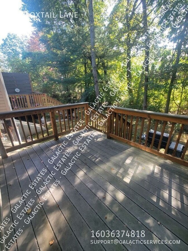 Building Photo - 7-8 Foxtail Lane-