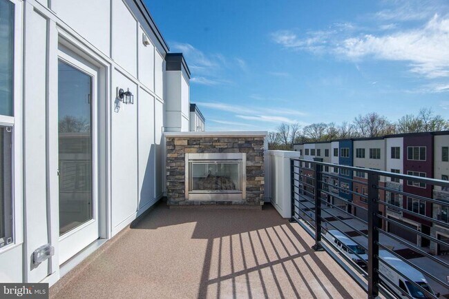 Building Photo - 4939 Trail Vista Ln