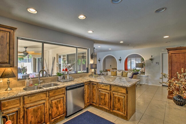 Building Photo - 8109 East Vía Sonrisa-ID1385972P