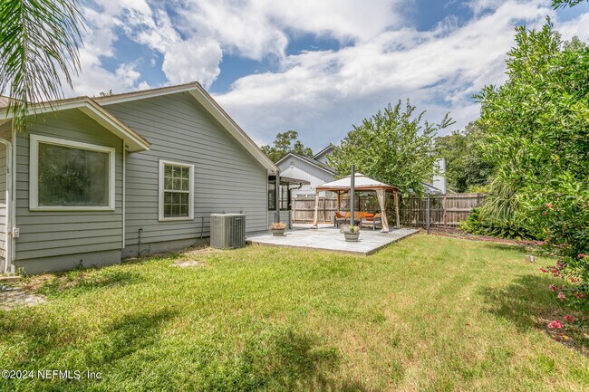 Building Photo - 8621 Goodbys Trace Dr