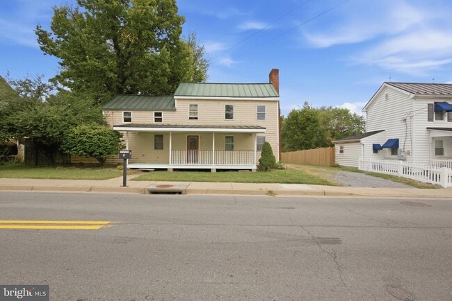 Building Photo - 27 E Broad Way