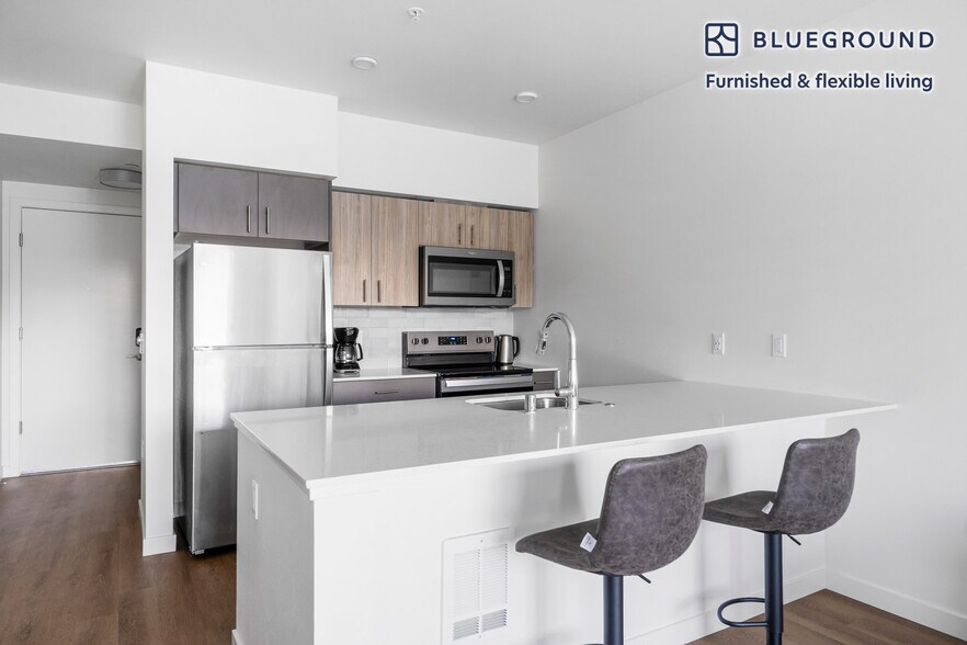 Building Photo - 12377 137th Pl NE