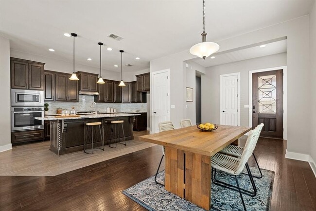 Building Photo - 7109 Cut Plains Trail