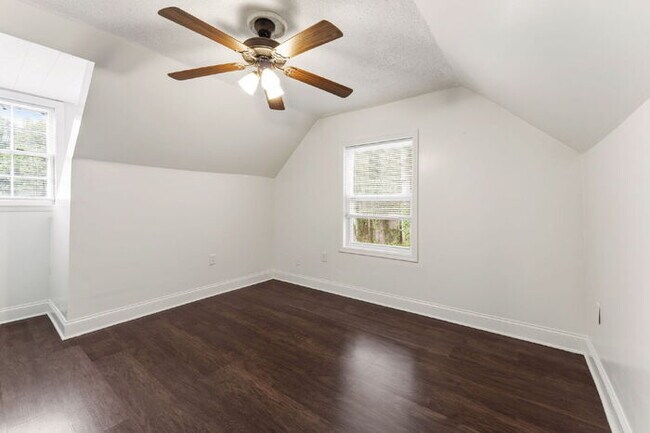 Building Photo - 4BR/2BA Piedmont Home with Flexible Layout + Detached Garage