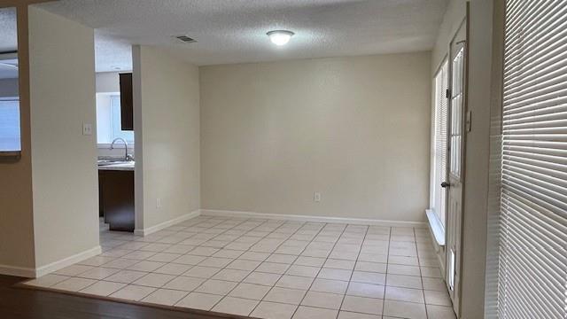 Building Photo - 8312 Auburn Dr