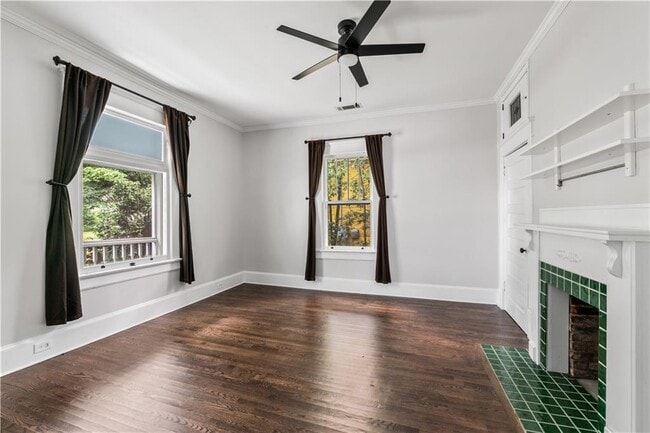 Building Photo - 240 Melrose Ave