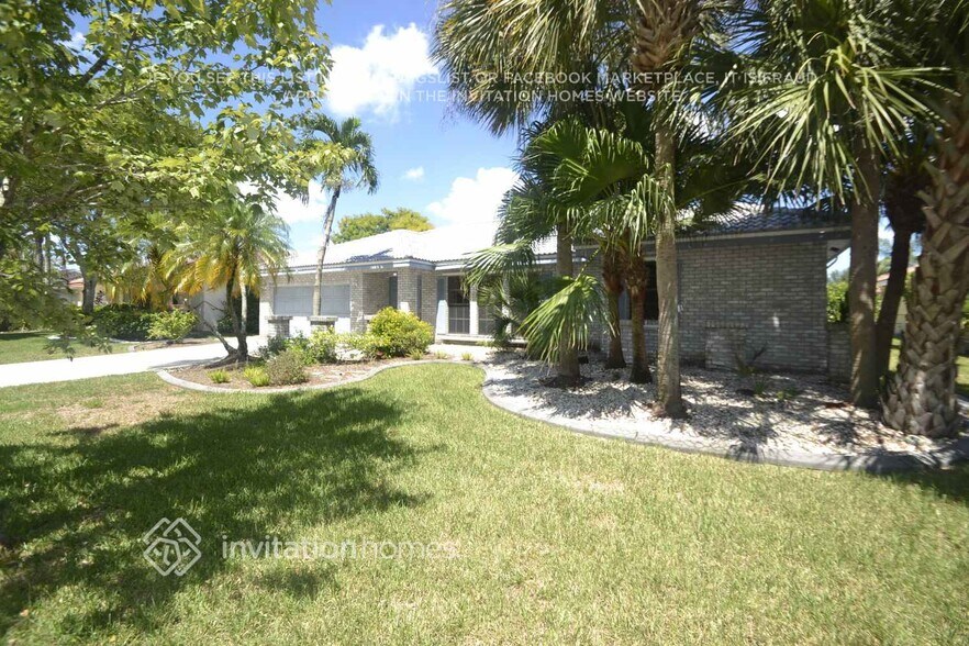 Building Photo - 5463 NW 58th Terrace