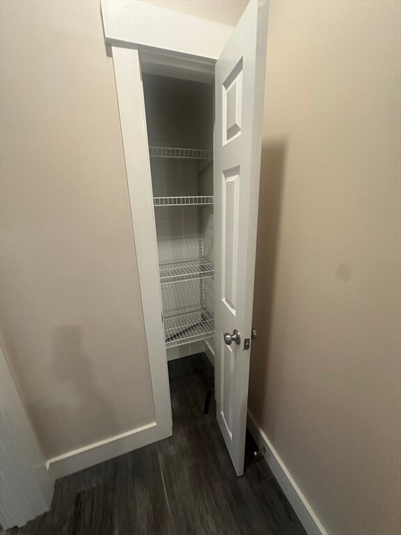 Building Photo - 105 Elm St