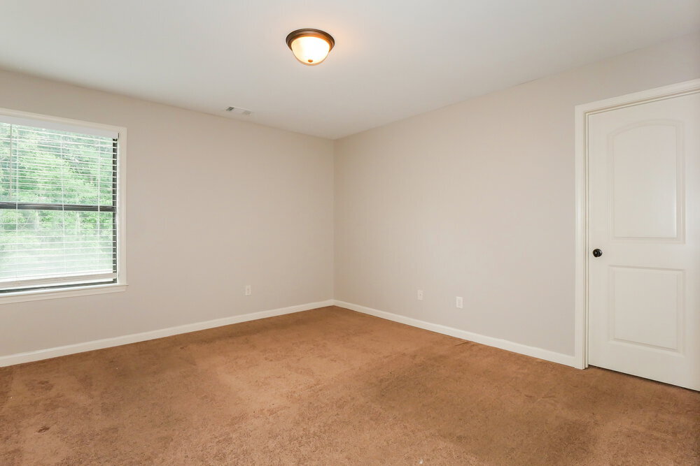 Building Photo - 65 Ridgefield Dr