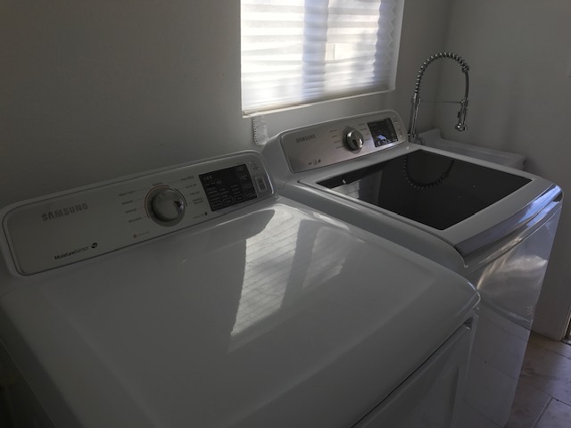 Laundry Room - 3735 Collis Ave