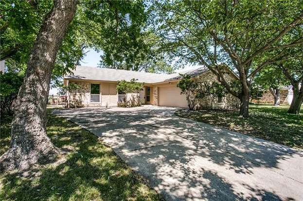 Building Photo - 2909 Lake Park Dr