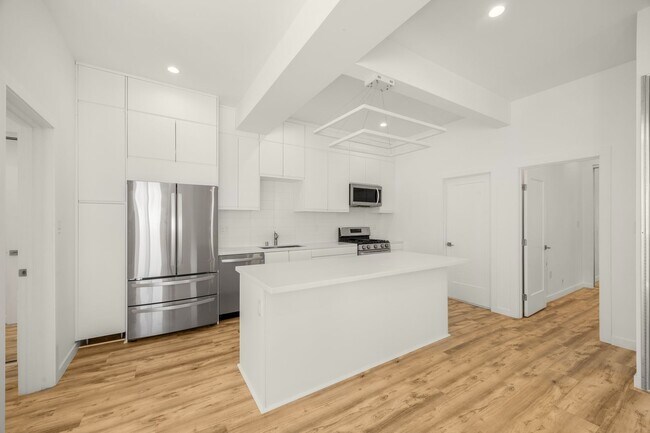 Building Photo - 3049-3051 Clement Street (1356rc)