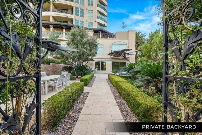 Building Photo - 9101 Alta Dr