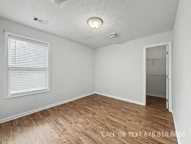 Building Photo - 560 Lee Byrd Rd