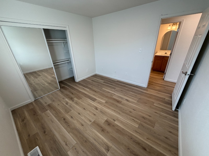 Building Photo - 1710 Challis Dr