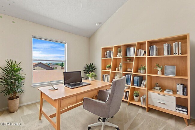 Building Photo - 6377 Franklin Ridge Dr