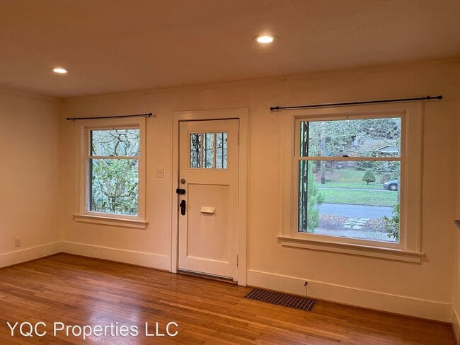 Building Photo - 1 br, 1 bath House - 2827 NE Ainsworth Street