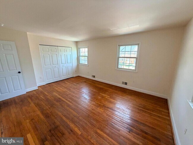 Building Photo - 3473 Beale Ct