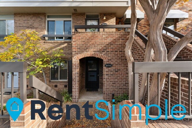 Primary Photo - 1673 S Hayes St