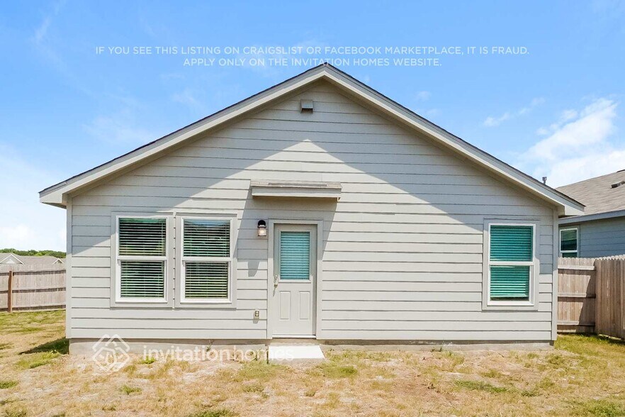 Building Photo - 5747 Leon Pl