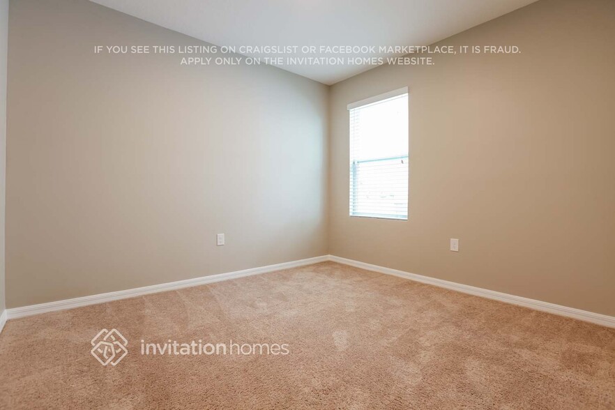 Building Photo - 4045 Lindever Ln