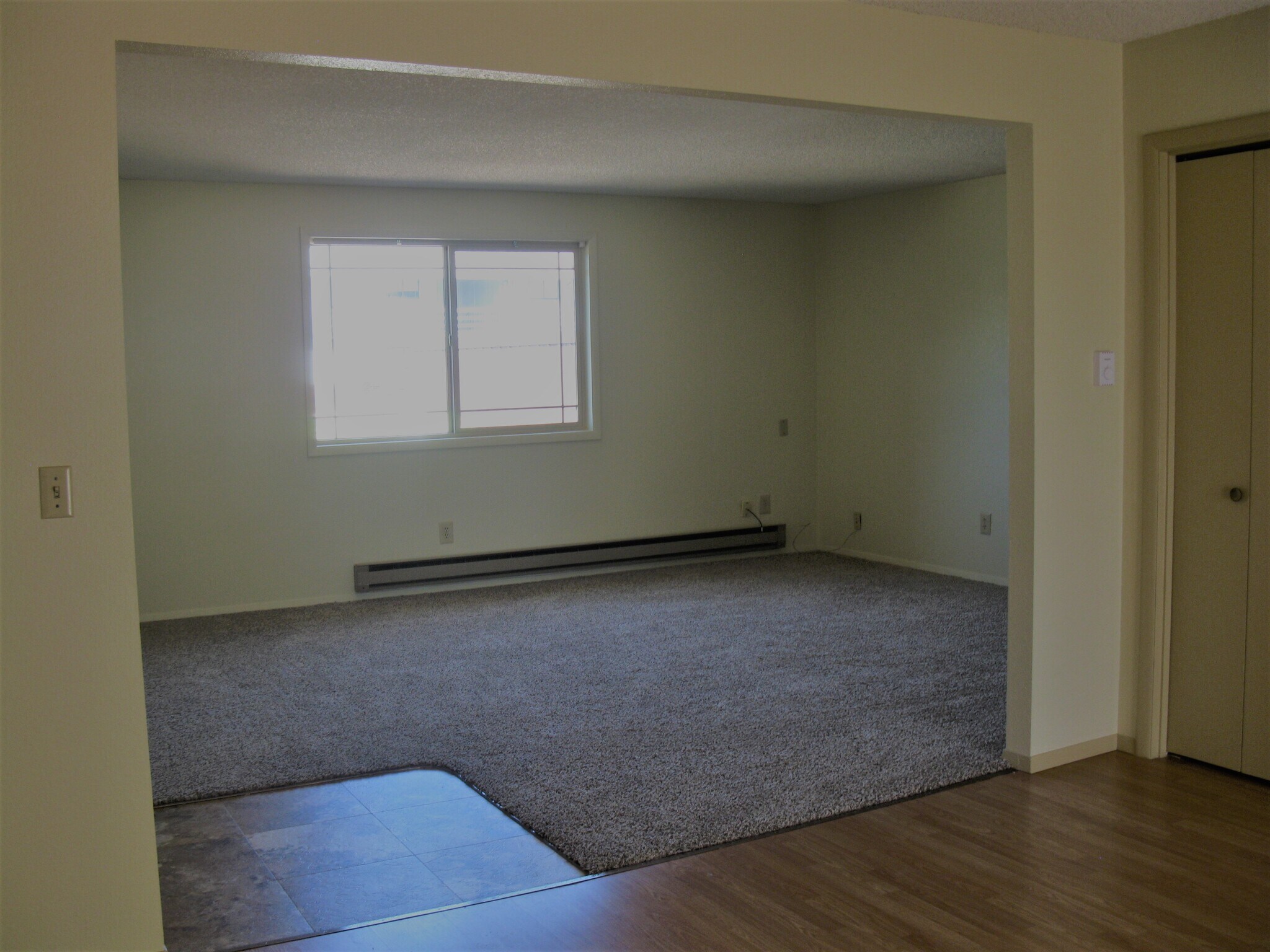 Building Photo - 1421 Sourdough Ln