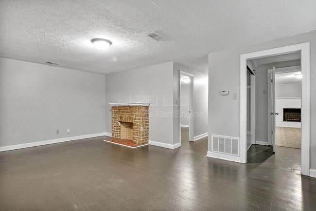 Building Photo - 1217 Morgan Ave