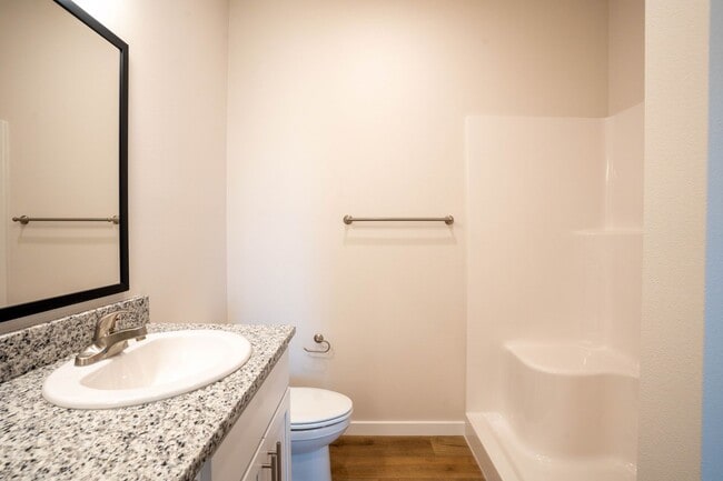 Building Photo - BRAND NEW 3 BEDROOM HOME - Mount Vernon, MO