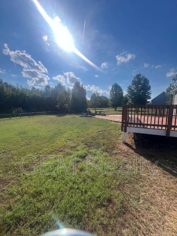 Building Photo - 90 Hickory Ridge Cir