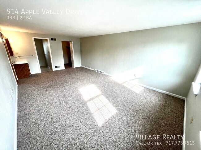 Building Photo - 914 Apple Valley Dr