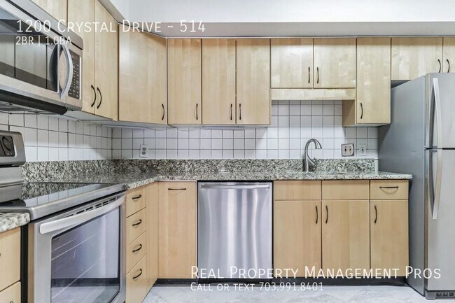 Building Photo - 1200 Crystal Dr