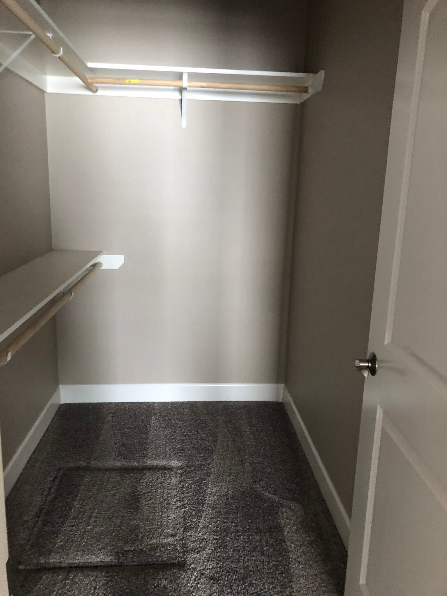 Building Photo - 8805 Juanita Dr