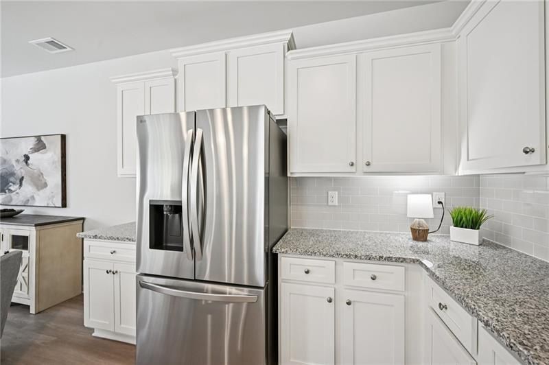 Building Photo - 405 Lanier Cir