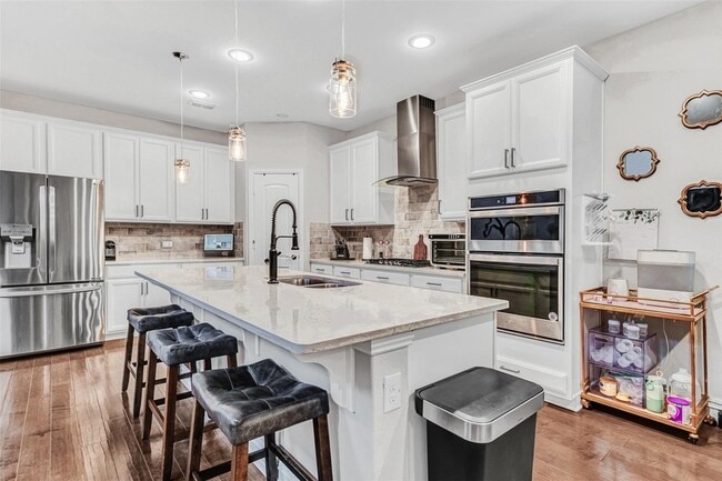 Building Photo - 430 Pasco Rd