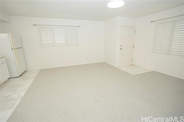 Building Photo - 1071 Hoa St