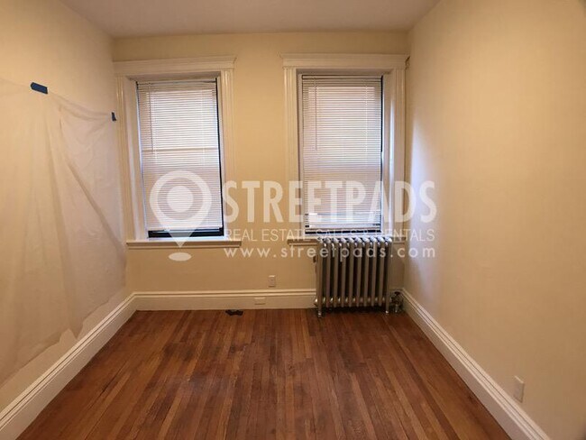 Building Photo - 1 bedroom in Boston MA 02215
