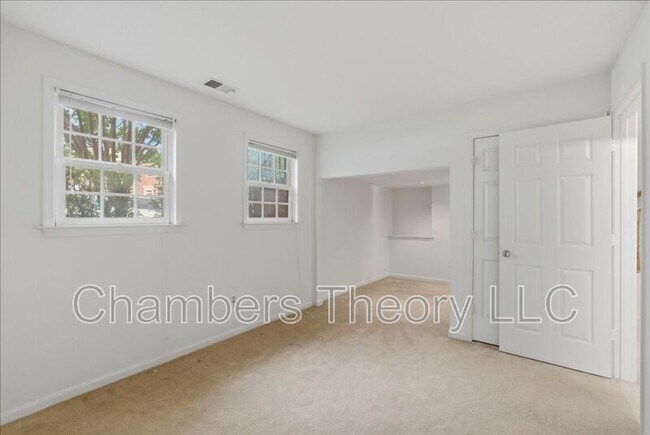 Building Photo - 12328 Quiet Hollow Ct