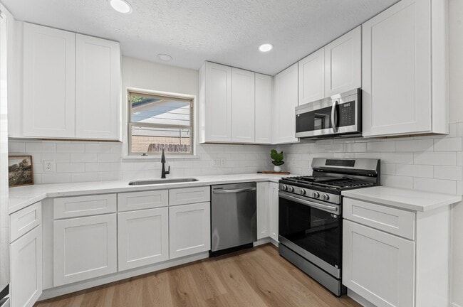 Building Photo - 2914 Riata Ln