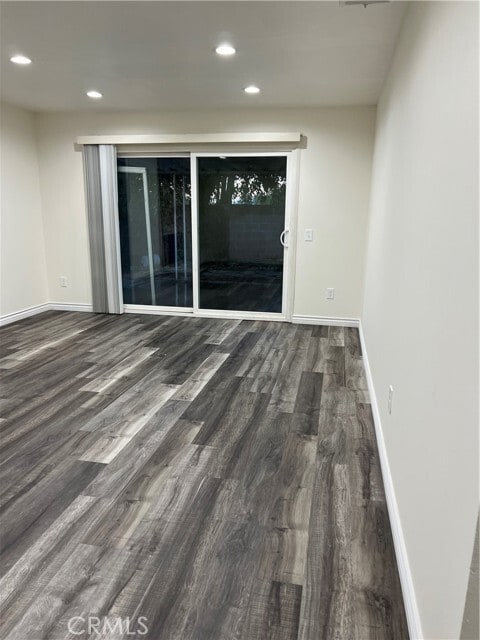 Building Photo - 3345 Somis Dr