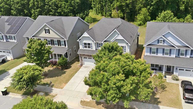 Building Photo - 304 Atwood Dr