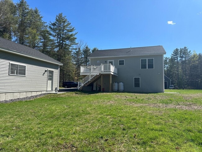 Building Photo - Newly Built! Spacious 4BR 2 Bath House