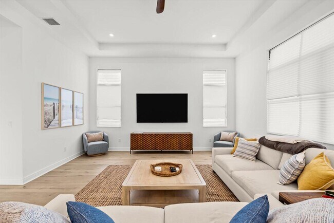 Building Photo - 12882 SW Taranto Wy