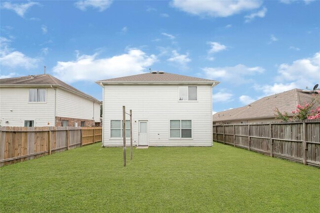 Building Photo - 21818 Westfield Ridge Dr