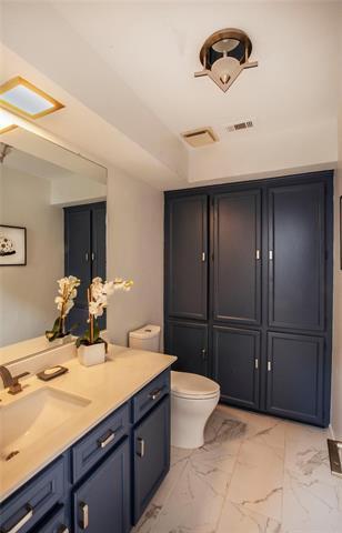 Building Photo - 6023 Steamboat Dr