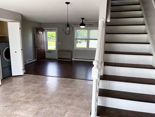 Building Photo - 24 Reservoir Rd