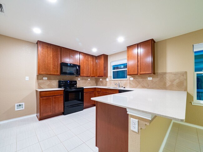 Building Photo - 2056 Brandywine Dr